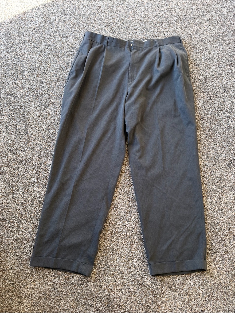 Vintage Slates Basics Pleated Dress Pants 38x30 Gray Cuffed